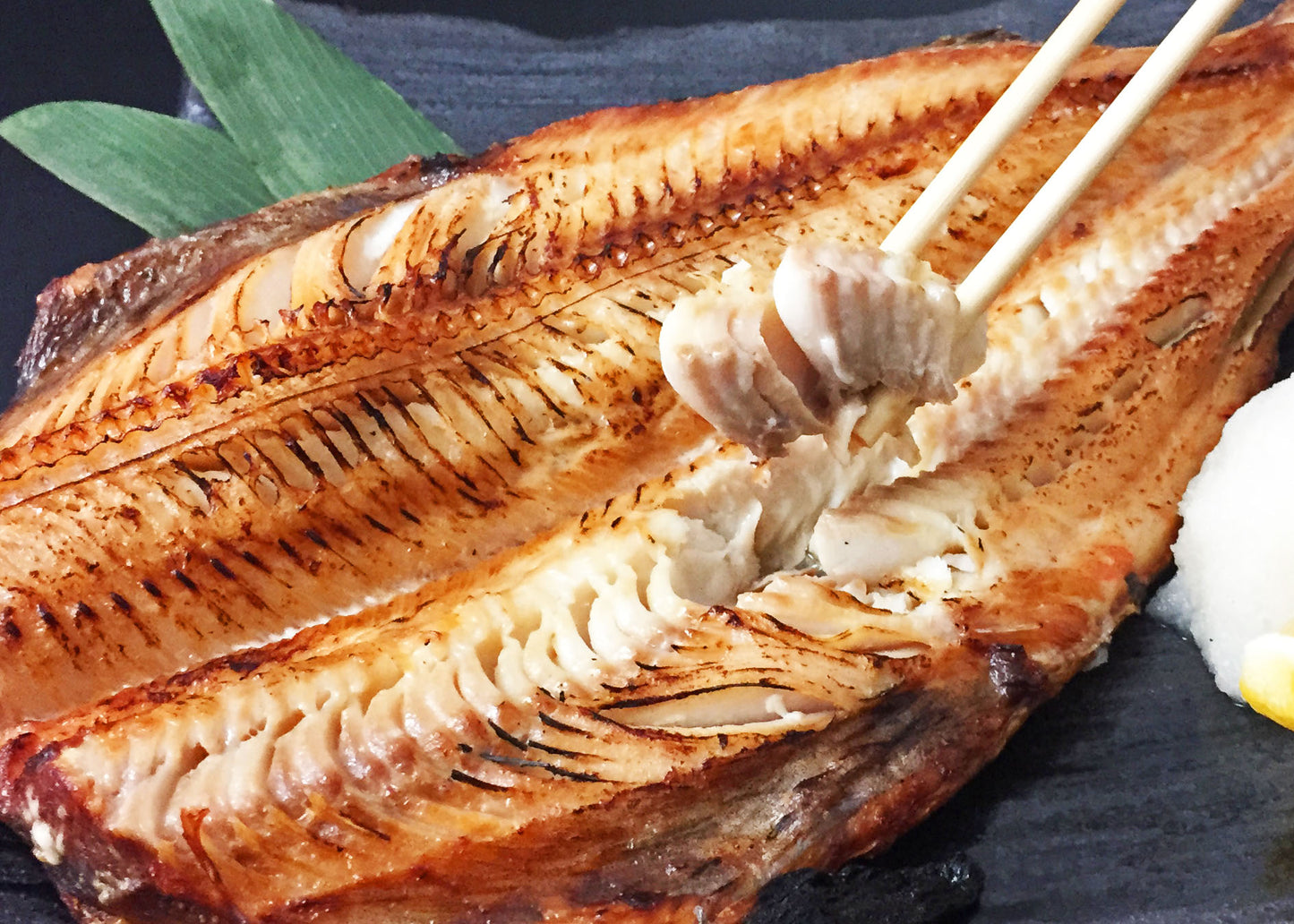 【超大判】【人気商品】「脂乗りバツグン】両手でも収まらない 特大 とろほっけ 贈答用にもおすすめ!
